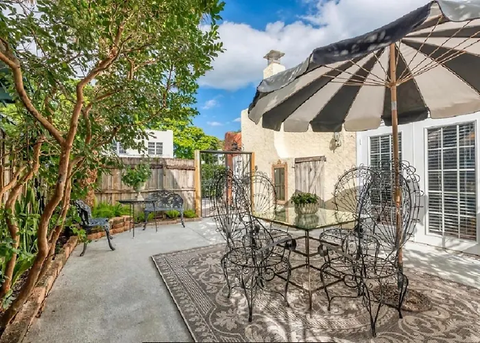 Tropical Designer House In Heart Of Antique Row Wpb